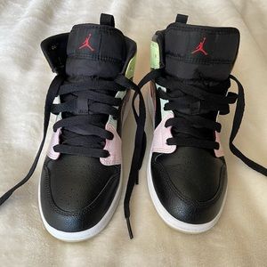 Girl’s Air Jordan Shoes Size 3Y